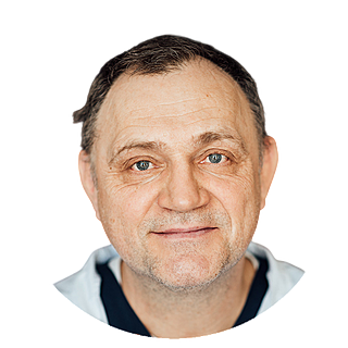 Образование: